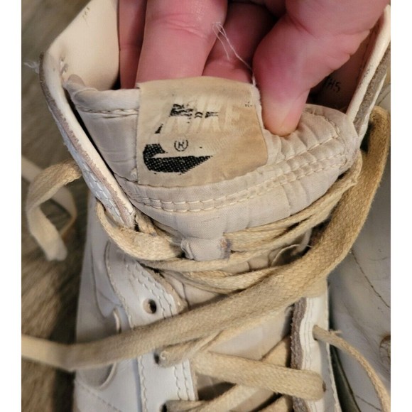 VTG 1982 (?) Nike Penetrator 830709TH5 High Top Leather Basketball Shoes Size 8 main image 13